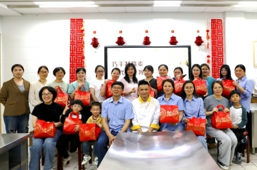 女职工业余文化活动 | 巧手制烧麦 ROYAL皇家88悦食光