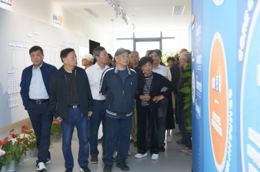 平湖市社经室老干部一行赴ROYAL皇家88调研